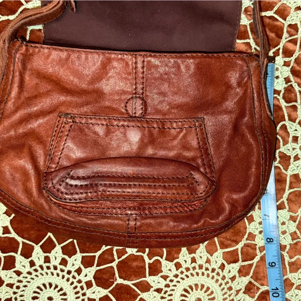 🍀 Lucky Brand Adjustable Leather Crossbody Bag - Picture 9 of 11